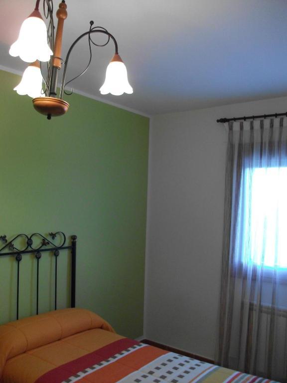 Apartamentos Arcos De Solana Vilas del Turbon المظهر الخارجي الصورة
